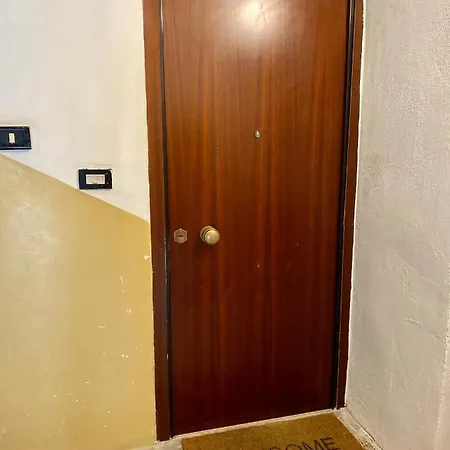 Pisani Apartament *